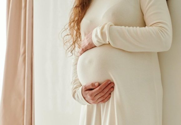 ΕΞΑΙΡΕΤΙΚΟ ΑΡΘΡΟ από την Fani Chndr για τον δεσμό κάθε γονέα με το βρέφος που έρχεται