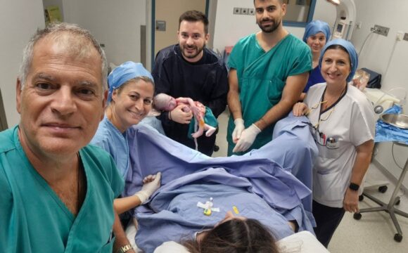 Σε έναν κόσμο φτιαγμένο από εμφανίσεις, ευτυχισμένοι είναι αυτοί που ντύνονται με αλήθεια! – Σεπτέμβριος 2025