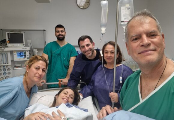 Υπάρχουν στιγμές που κουράζεσαι. Που αμφιβάλλεις. Που σκέφτεσαι να τα παρατήσεις – Δεκέμβριος 2025